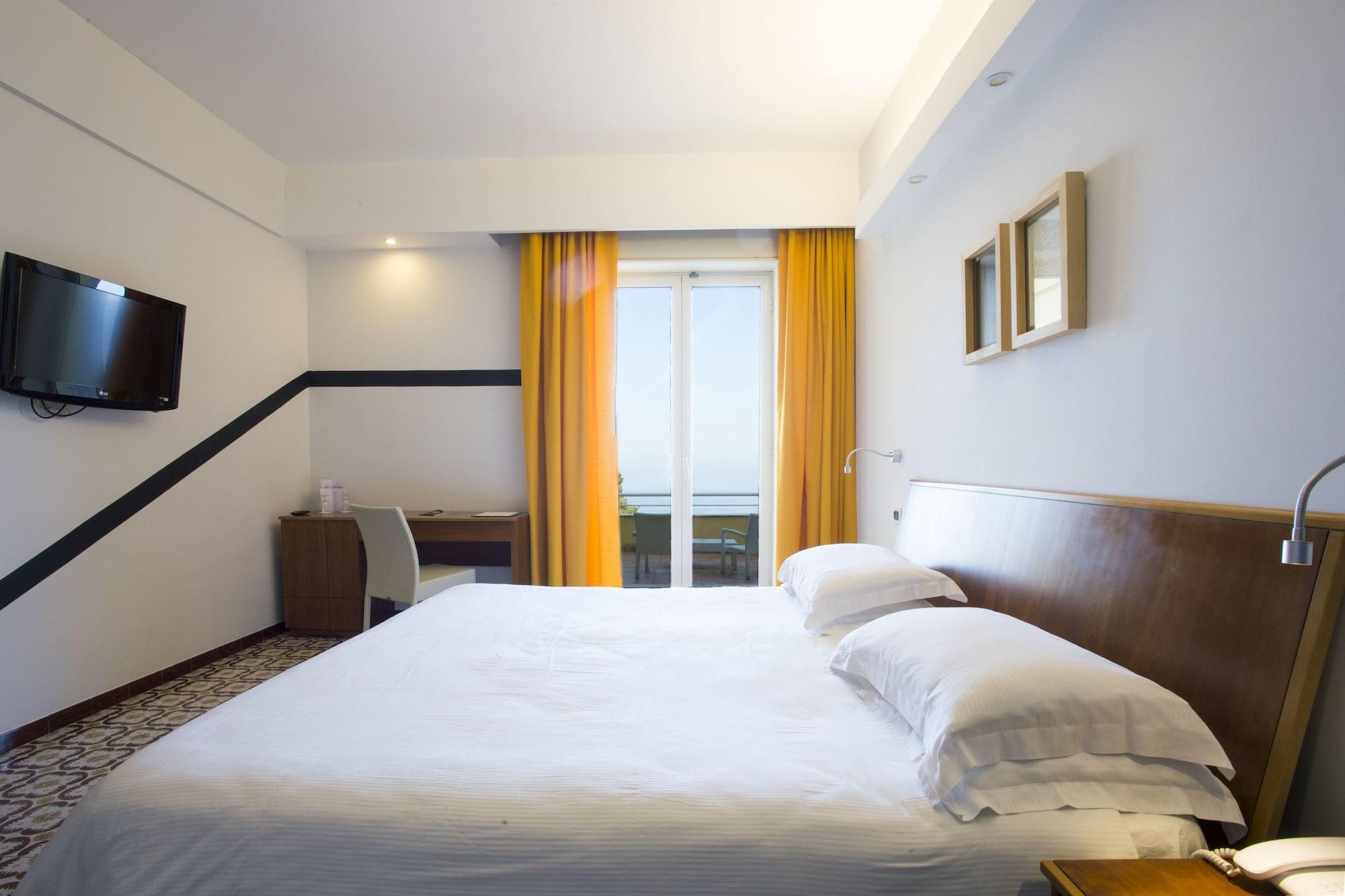 Art Hotel Gran Paradiso Sorrento Exteriör bild