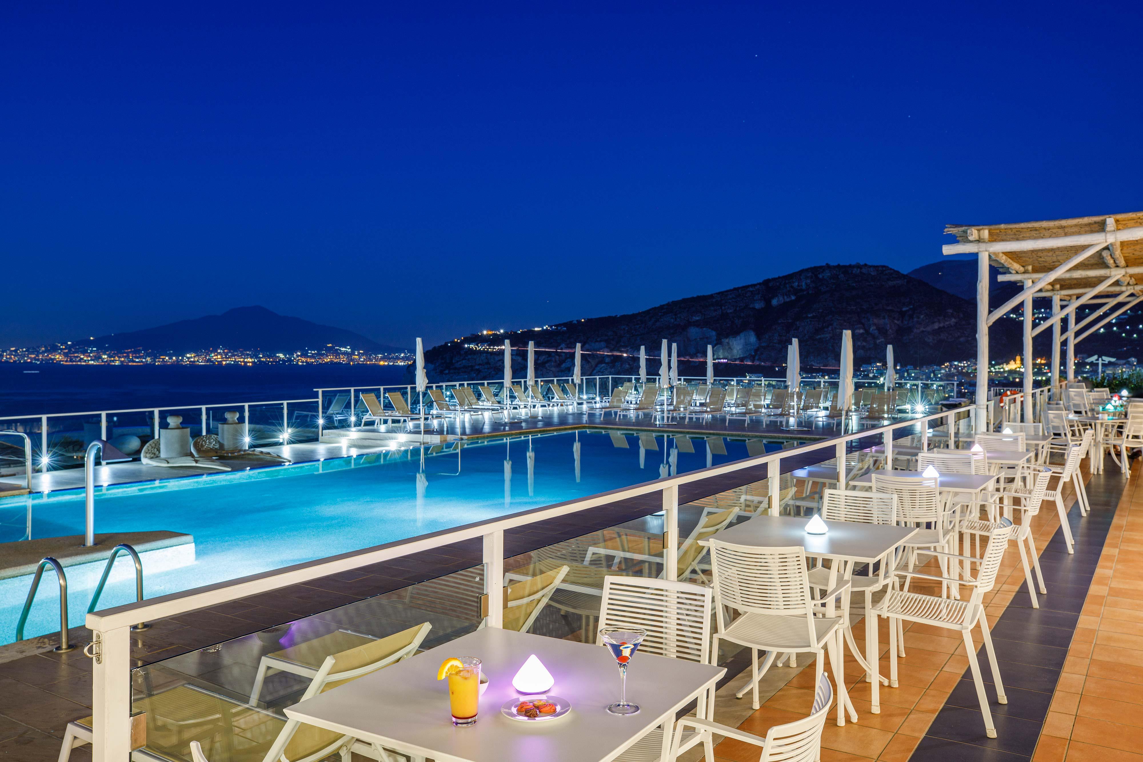 Art Hotel Gran Paradiso Sorrento Exteriör bild